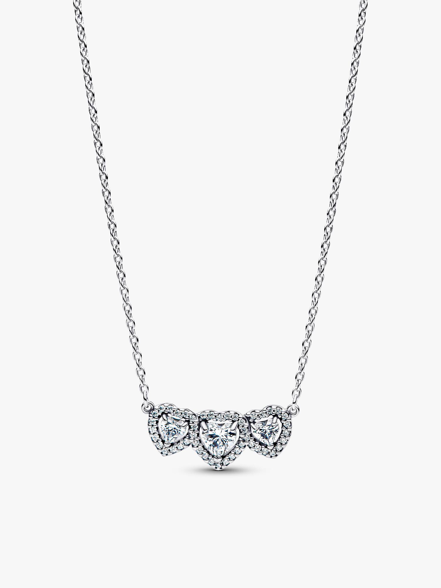 Collierhalsband med tre hjärtformade stenar
