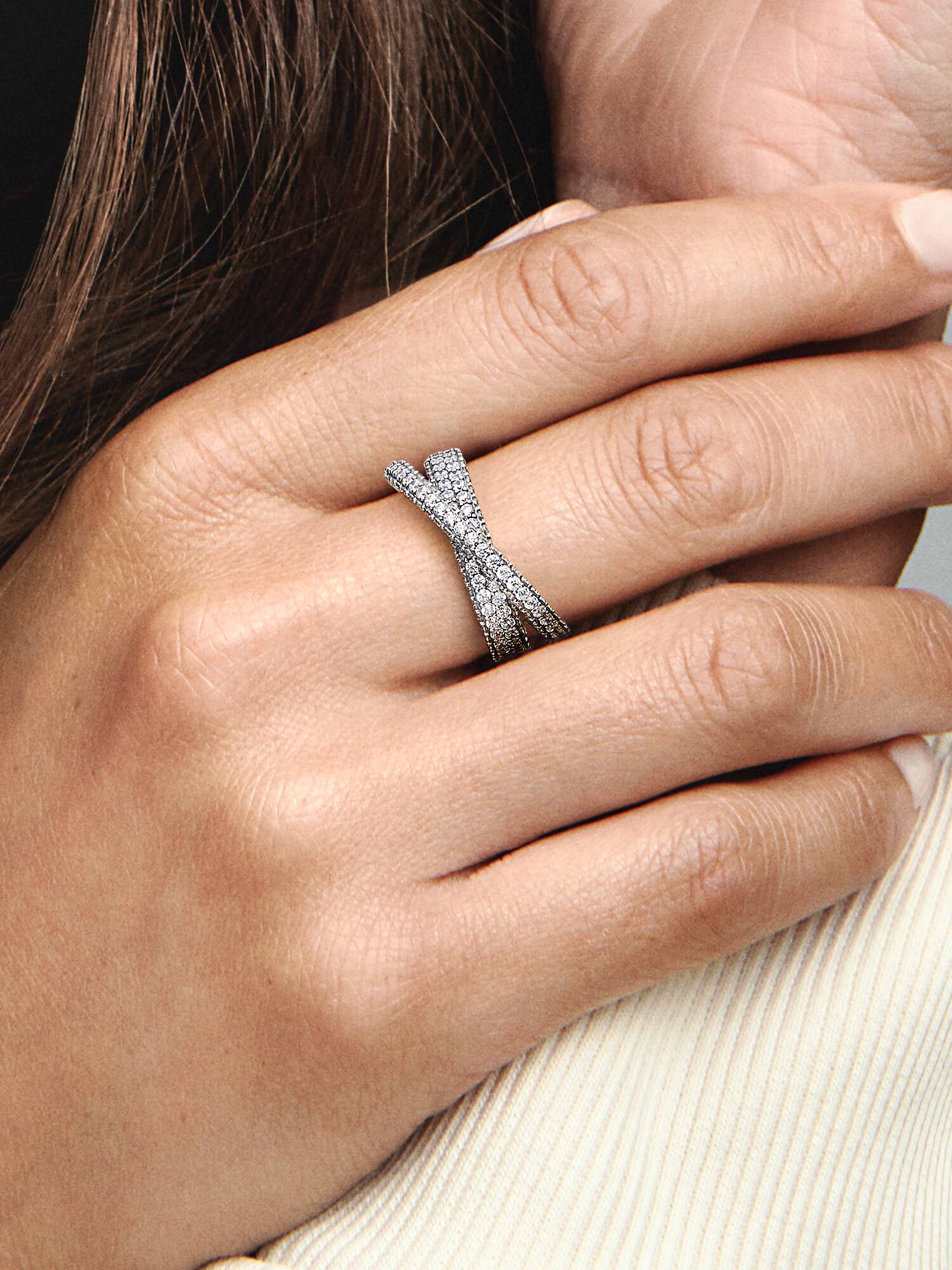 Pandora Timeless bandring med glittrande stenar
