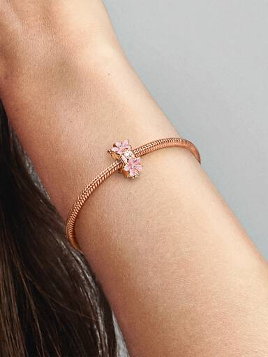 Clipberlock med rosa tusensköna