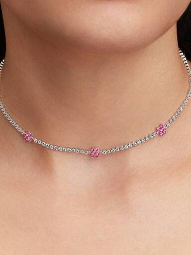 Tennishalsband med rosa blommor