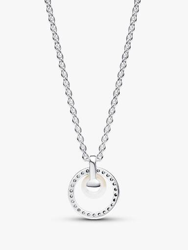 Collierhalsband med behandlade sötvattensodlade pärlor