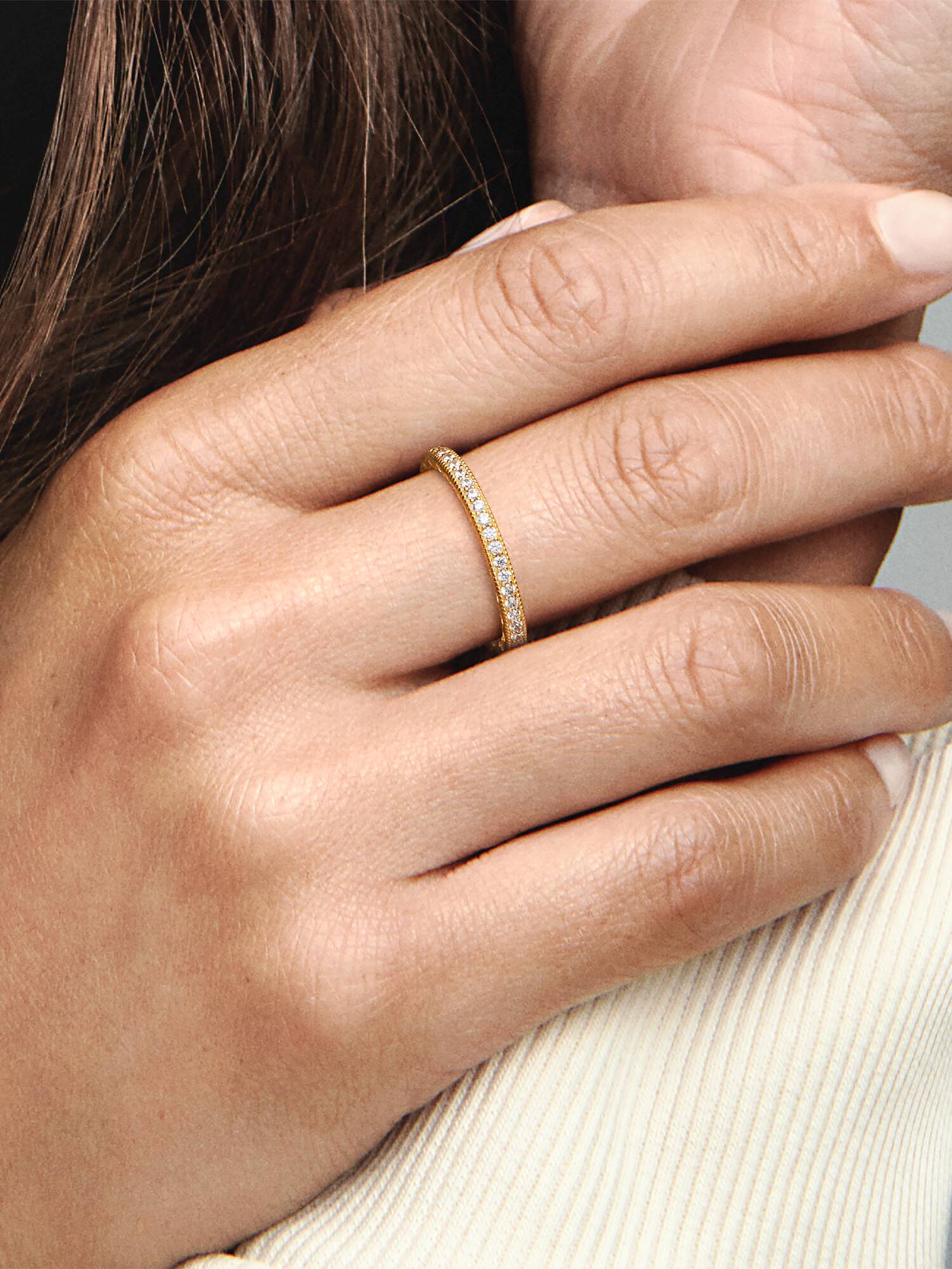 Ring med glitter och hjärtan