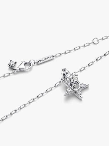 Gnistrande stenhalsband med öppet hänge