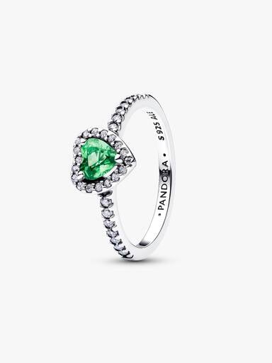 Ring med upphöjt grönt hjärta